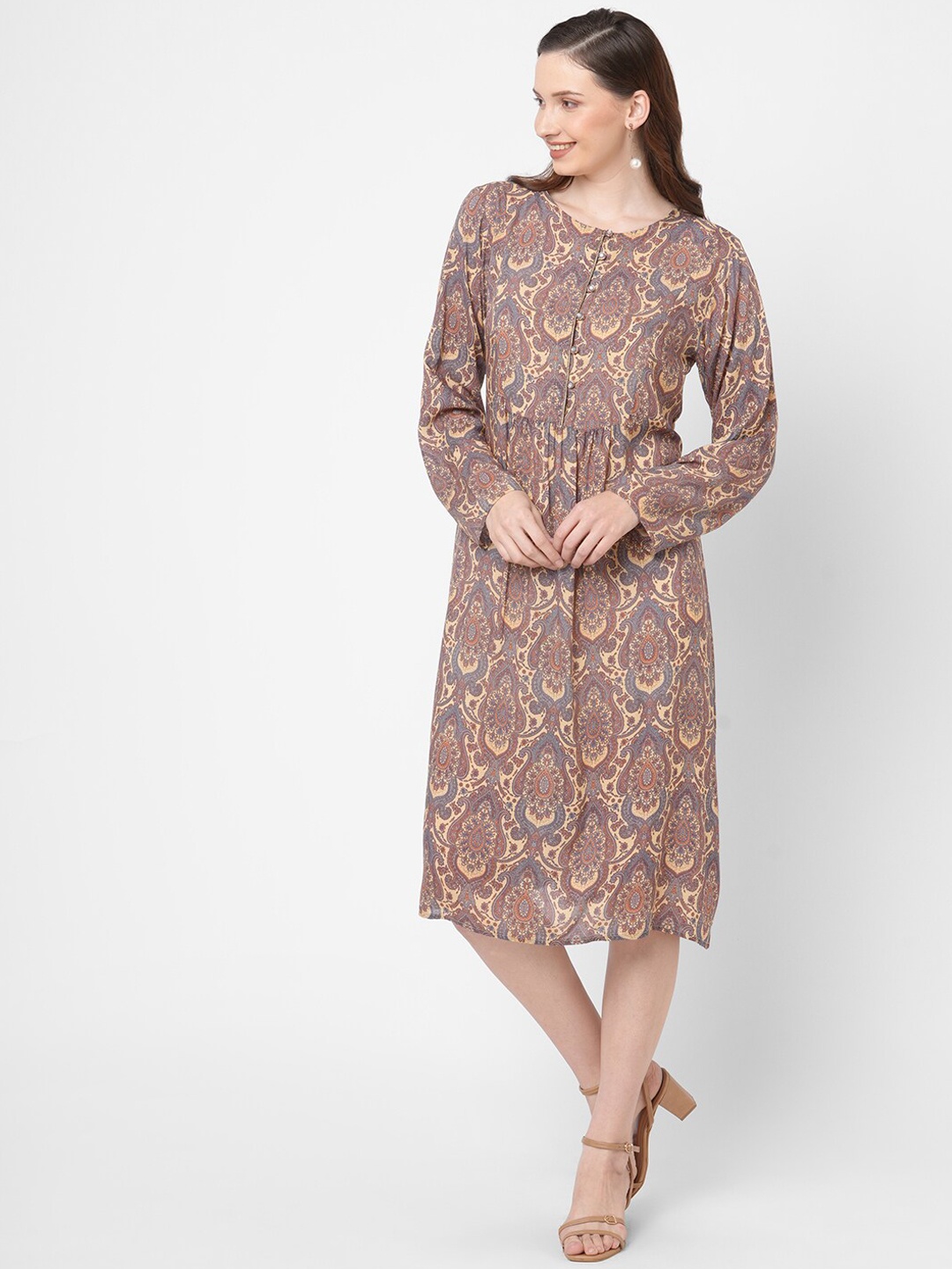 

Cloth Haus India Women Printed Flared Sleeves Kurta, Beige