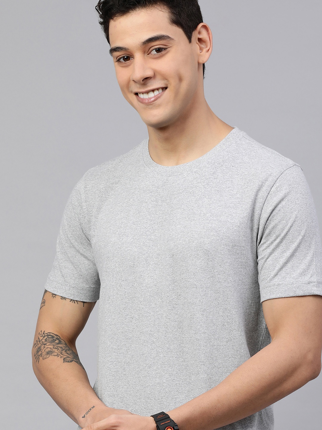 

Huetrap Men Short Sleeve Round Neck T-shirt, Grey melange