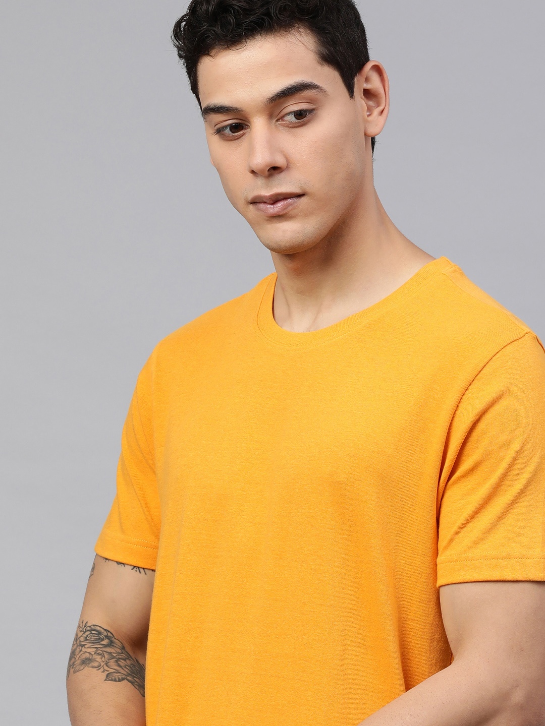 

Huetrap Men Short Sleeve Round Neck T-shirt, Mustard