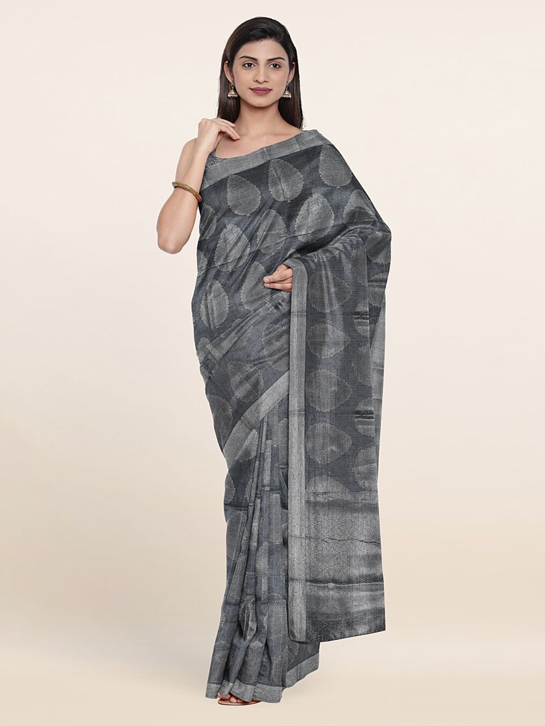 

Pothys Ethnic Motifs Zari Saree, Grey