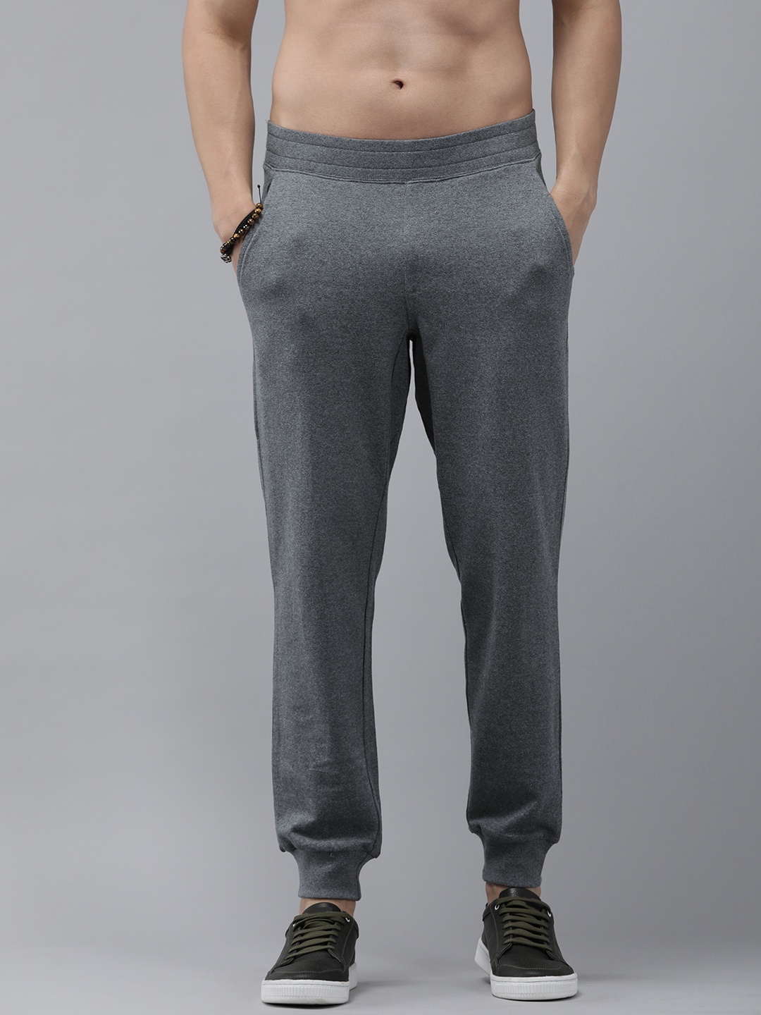 

Roadster Men Grey Solid Joggers