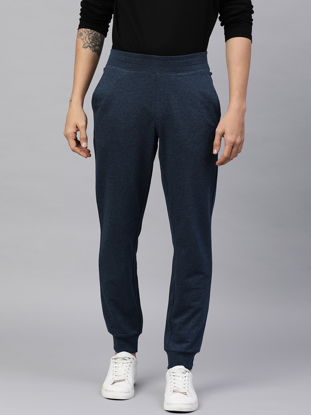 

Huetrap Men Navy Blue Solid Joggers