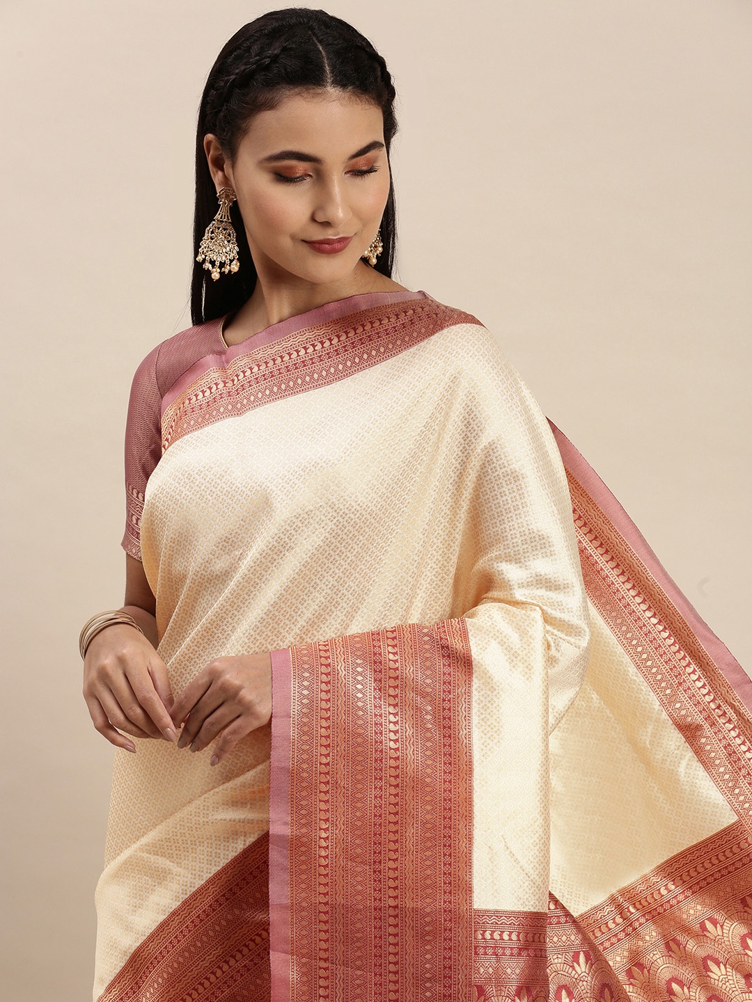 

JATRIQQ Off White & Maroon Woven Design Zari Art Silk Banarasi Saree