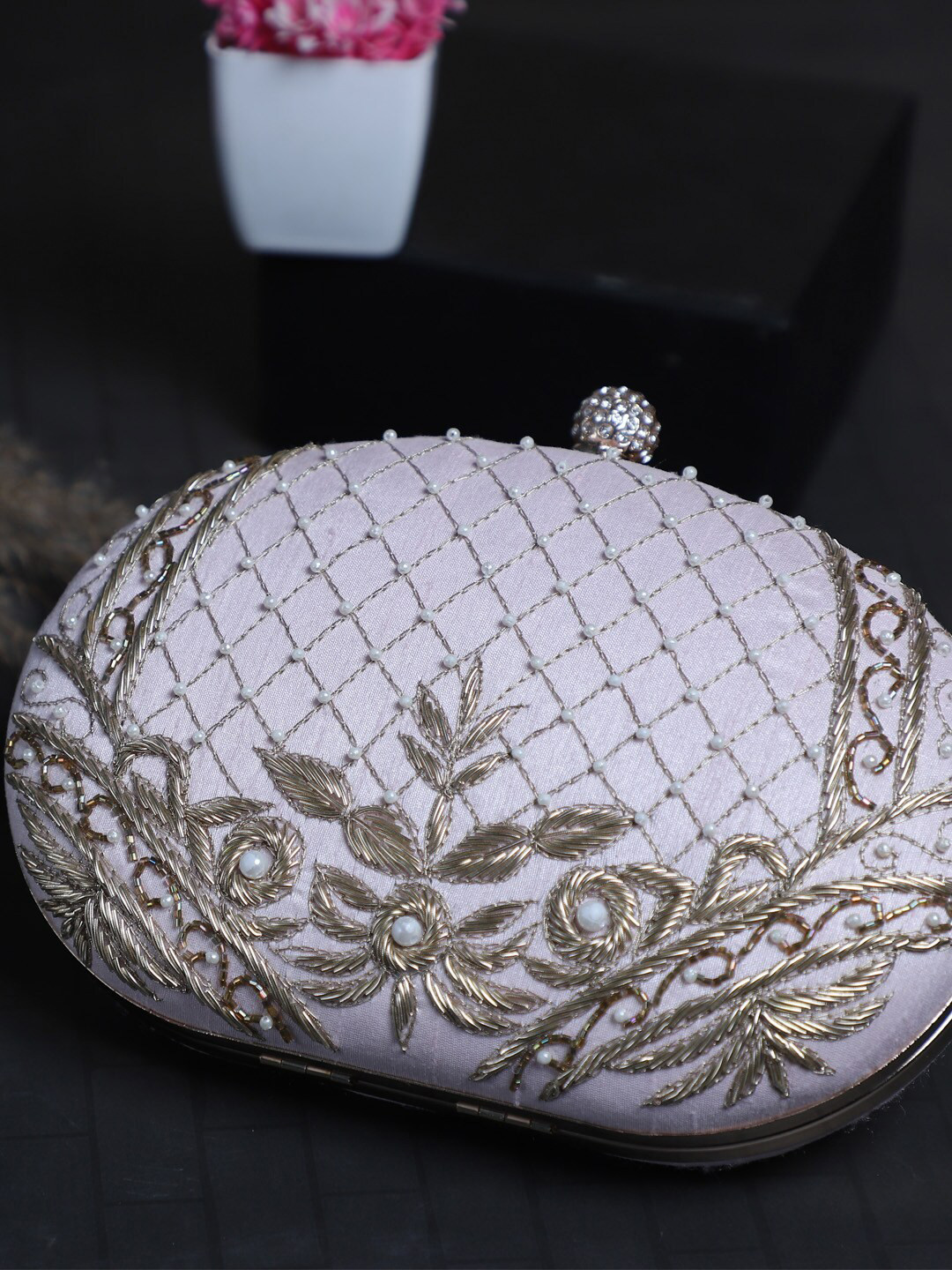 

Swisni Embroidered Box Clutch, Pink