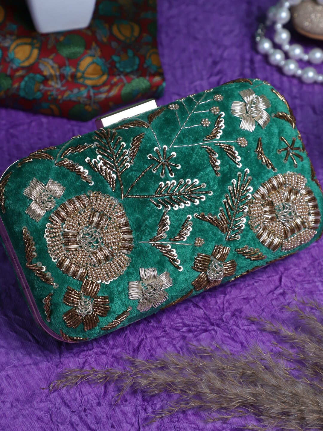

Swisni Embellished Box Clutch, Green