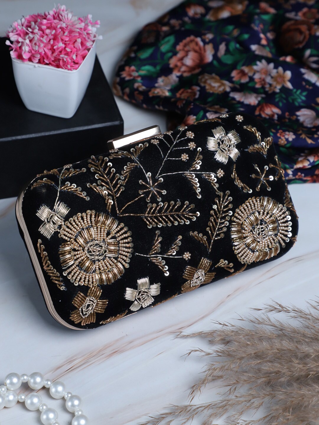 

Swisni Embellished Box Clutch, Black