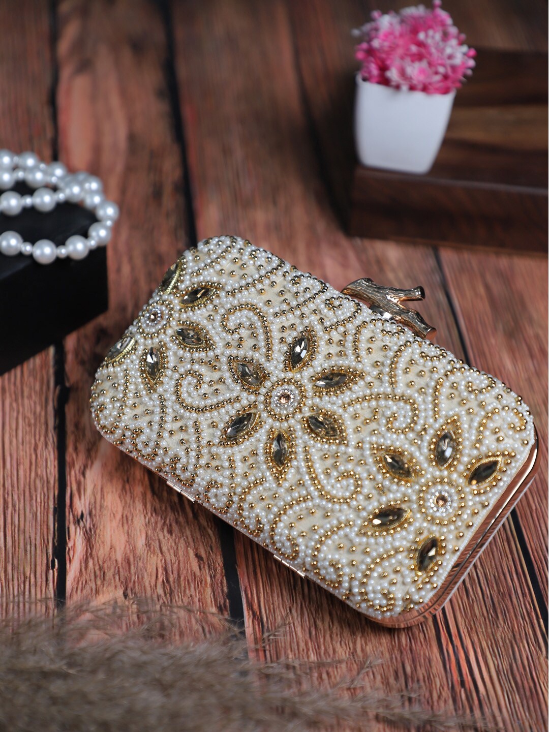 

Swisni Embellished Box Clutch, Gold