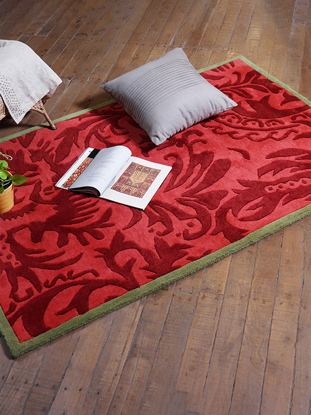 

ZEBA Abstract Tufted Woolen Carpet, Red
