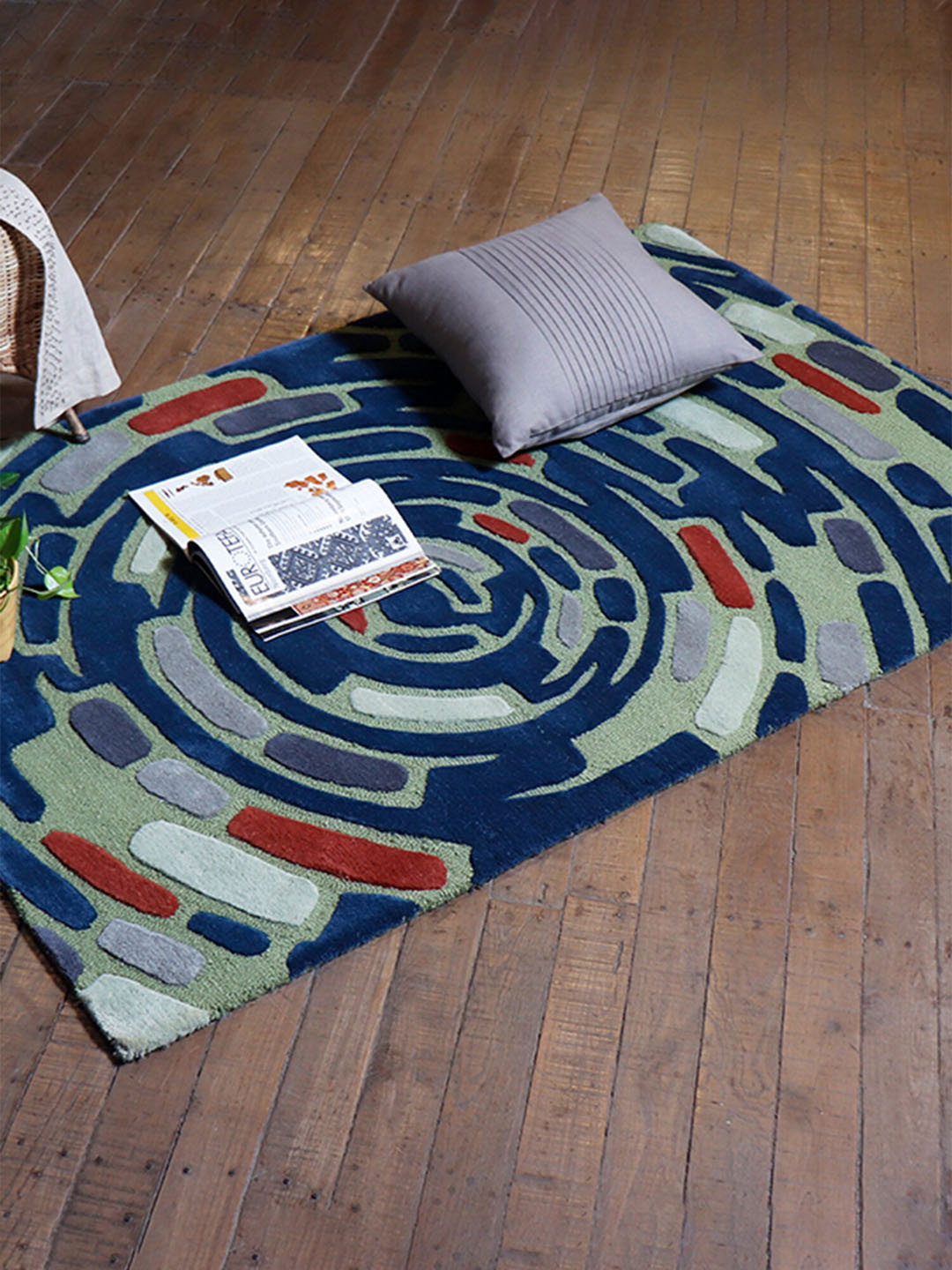 

ZEBA Geometric Hand-Tufted Woolen Carpets, Green