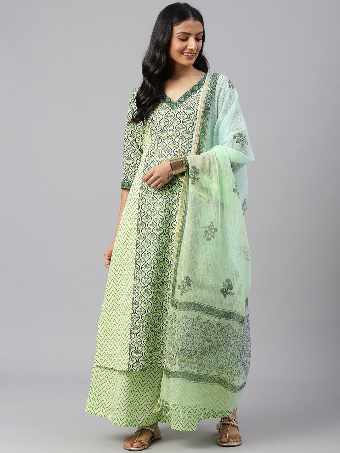 

SHRINKHLA Pure Cotton Printed Tasselled Border Dupatta, Green