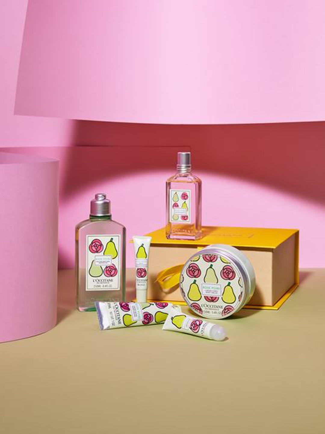 

LOccitane en Provence Rose Pear Shower Gel Bath and Body Gift Set, White