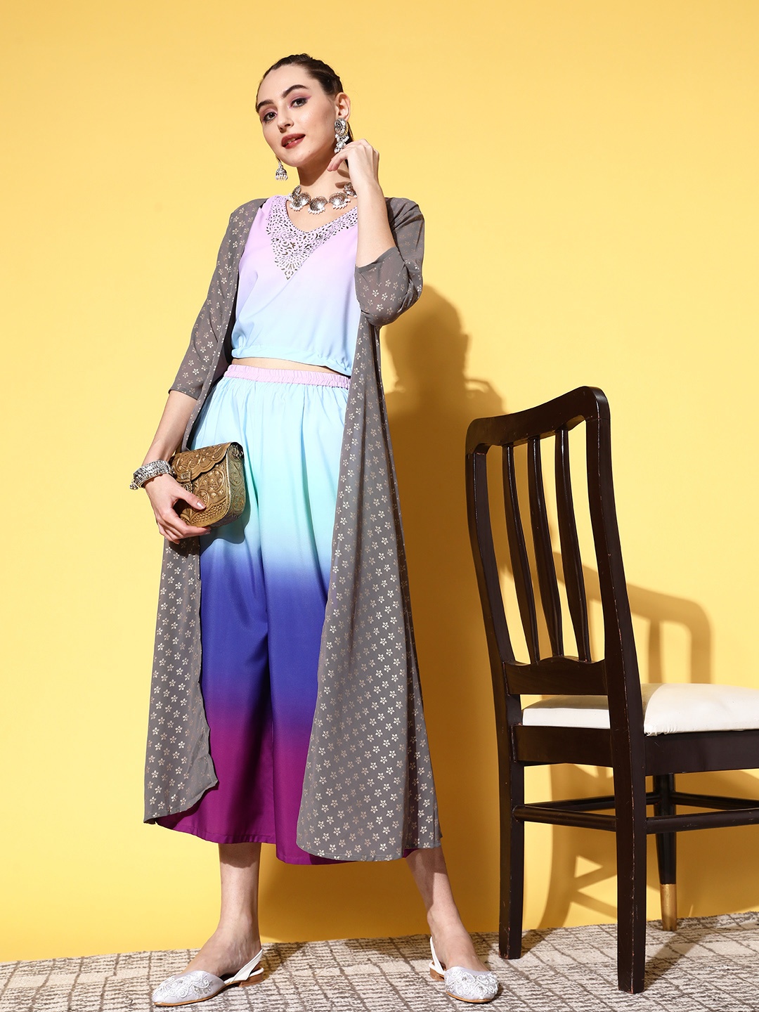 

Ahalyaa Women Stunning Grey Printed Top with Palazzos