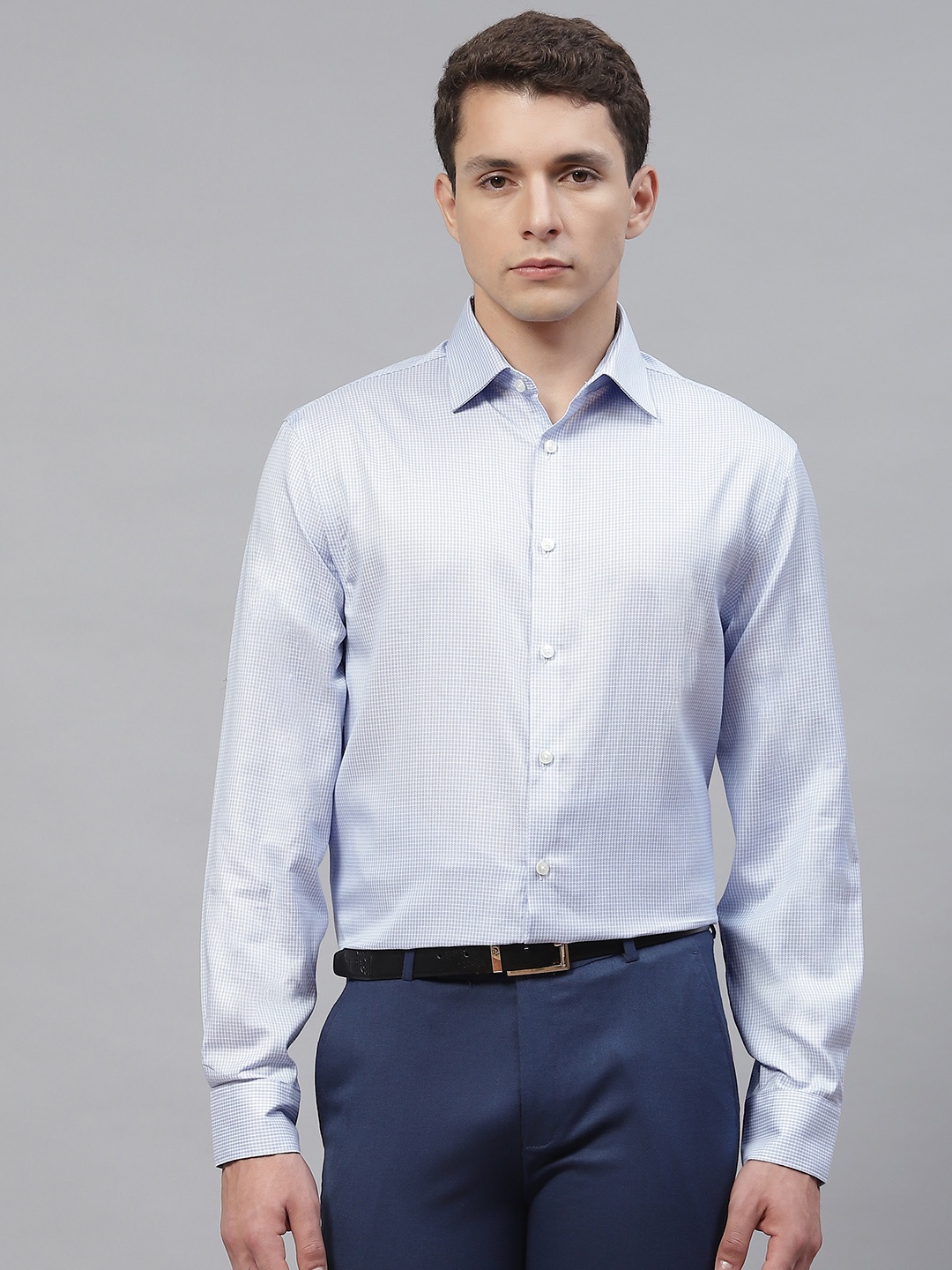 

Marks & Spencer Men Blue & White Checked Pure Cotton Formal Shirt