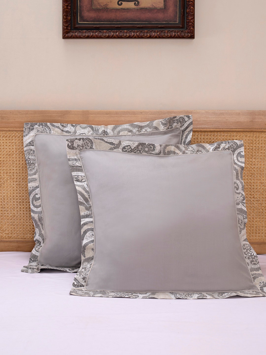 

MASPAR Set Of 2 Printed 145 GSM Cotton Pillow Covers, Grey