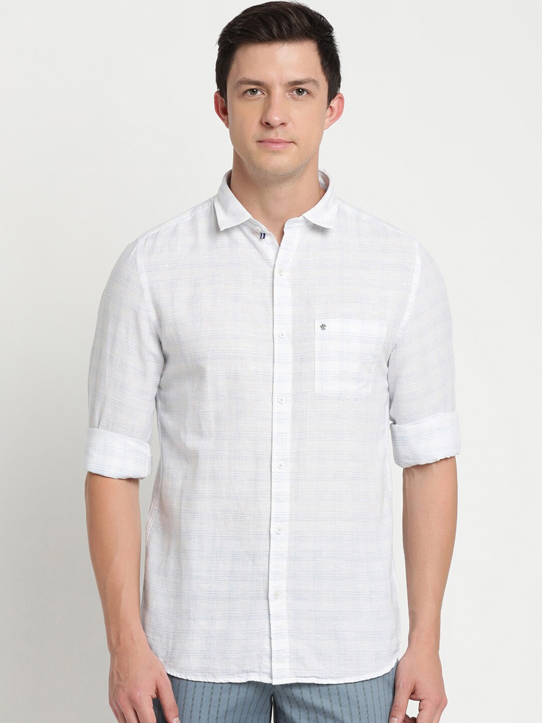 

Turtle Men Slim Fit Checked Casual Shirt, White