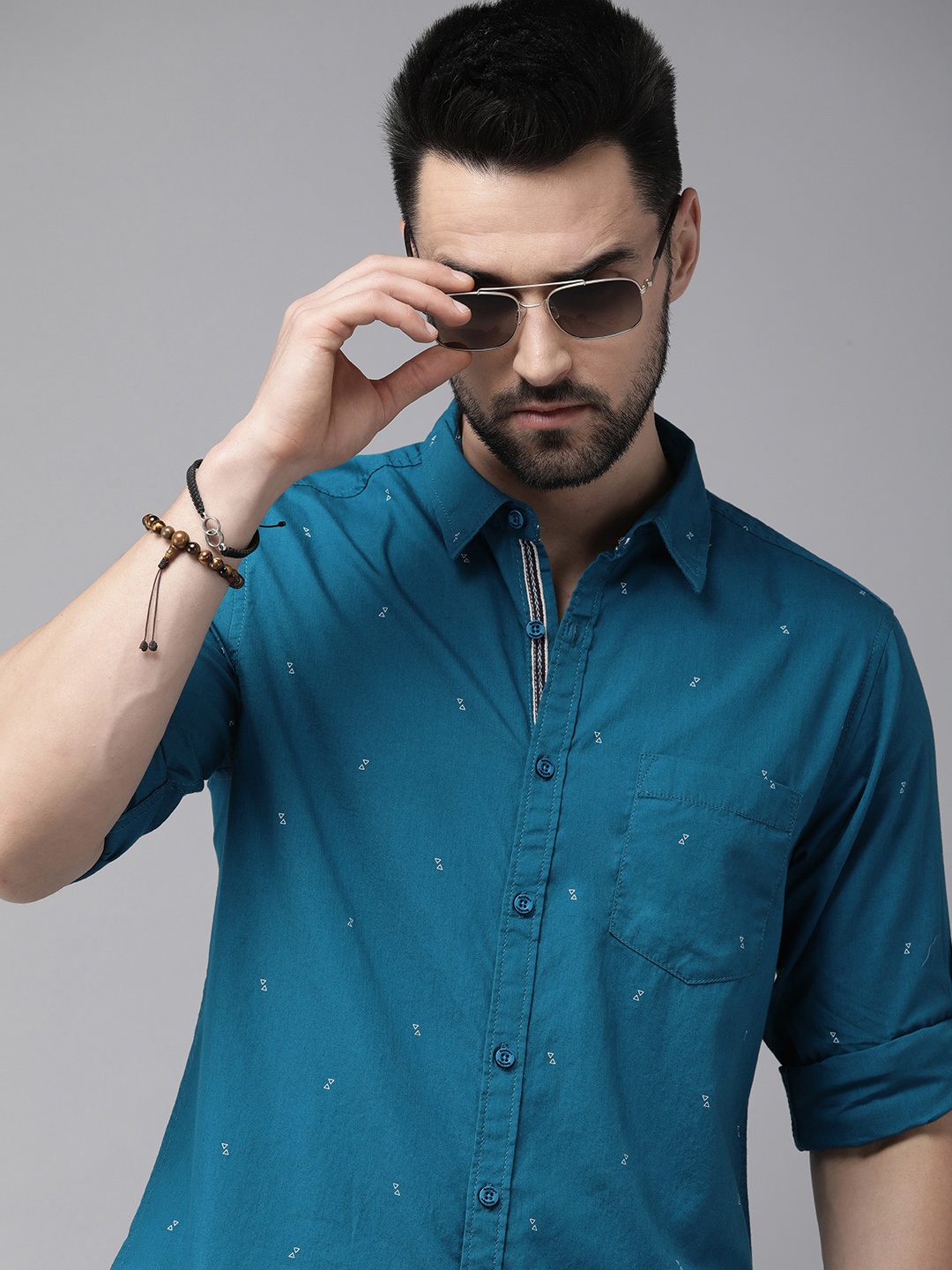 

Roadster Men Blue Printed Pure Cotton Casual Shirt