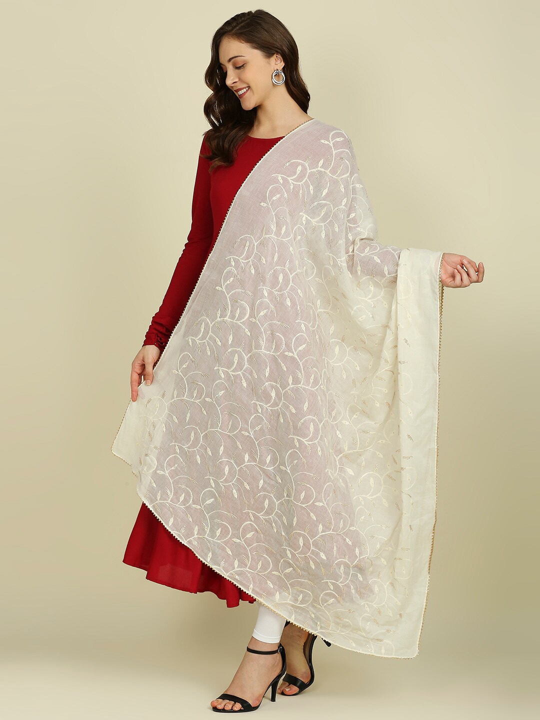 

Dupatta Bazaar Pure Cotton Embroidered Gotta Patti Border Dupatta, Off white