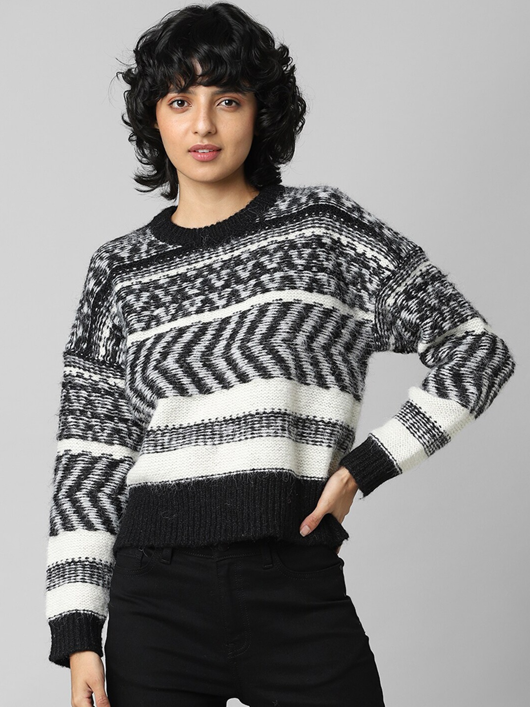 

ONLY Women Printed Pullover, Black