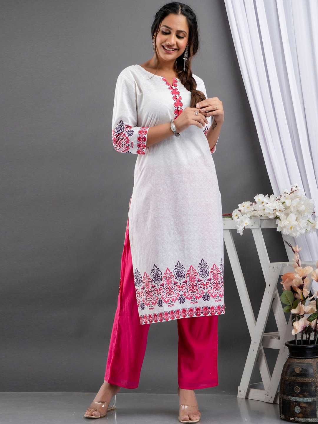 

fabGLOBAL Women Floral Printed Cotton Keyhole Neck Kurta, White