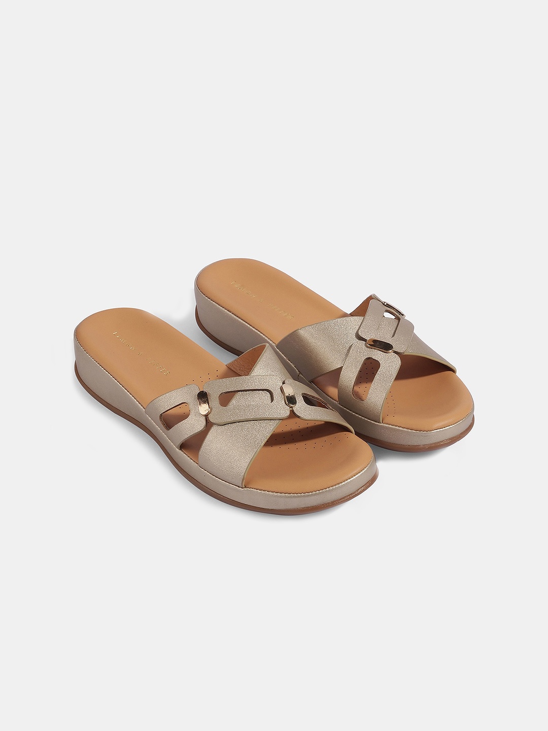 

LEMON & PEPPER Women Open Toe Flats with Laser Cuts, Gold