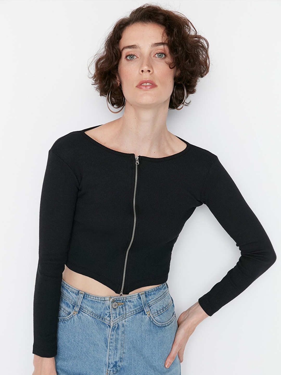 

Trendyol Women Solid Boat Neck Long Sleeves Crop Top, Black