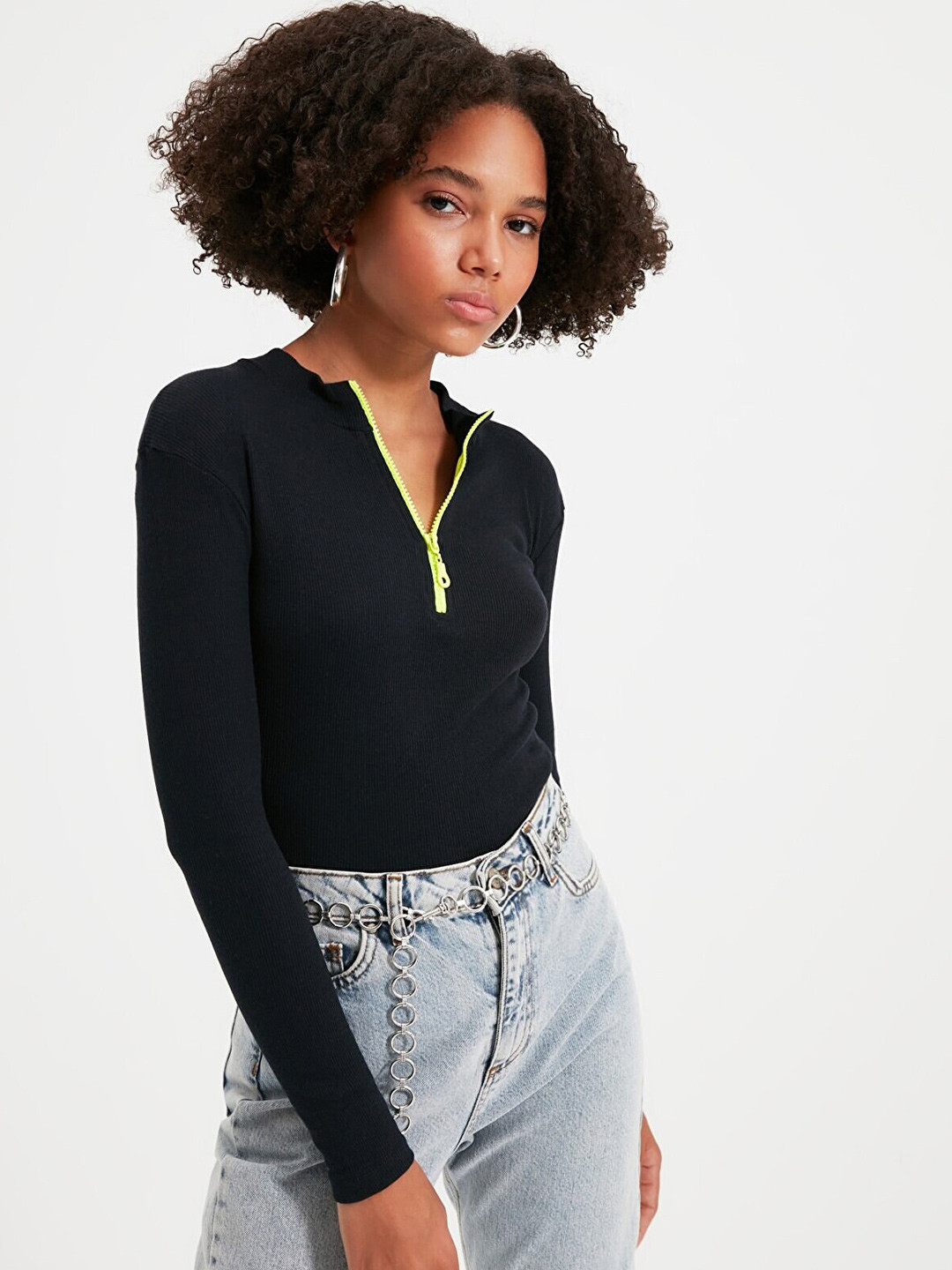

Trendyol Women Navy Blue Henley Neck Drop-Shoulder Sleeves T-shirt