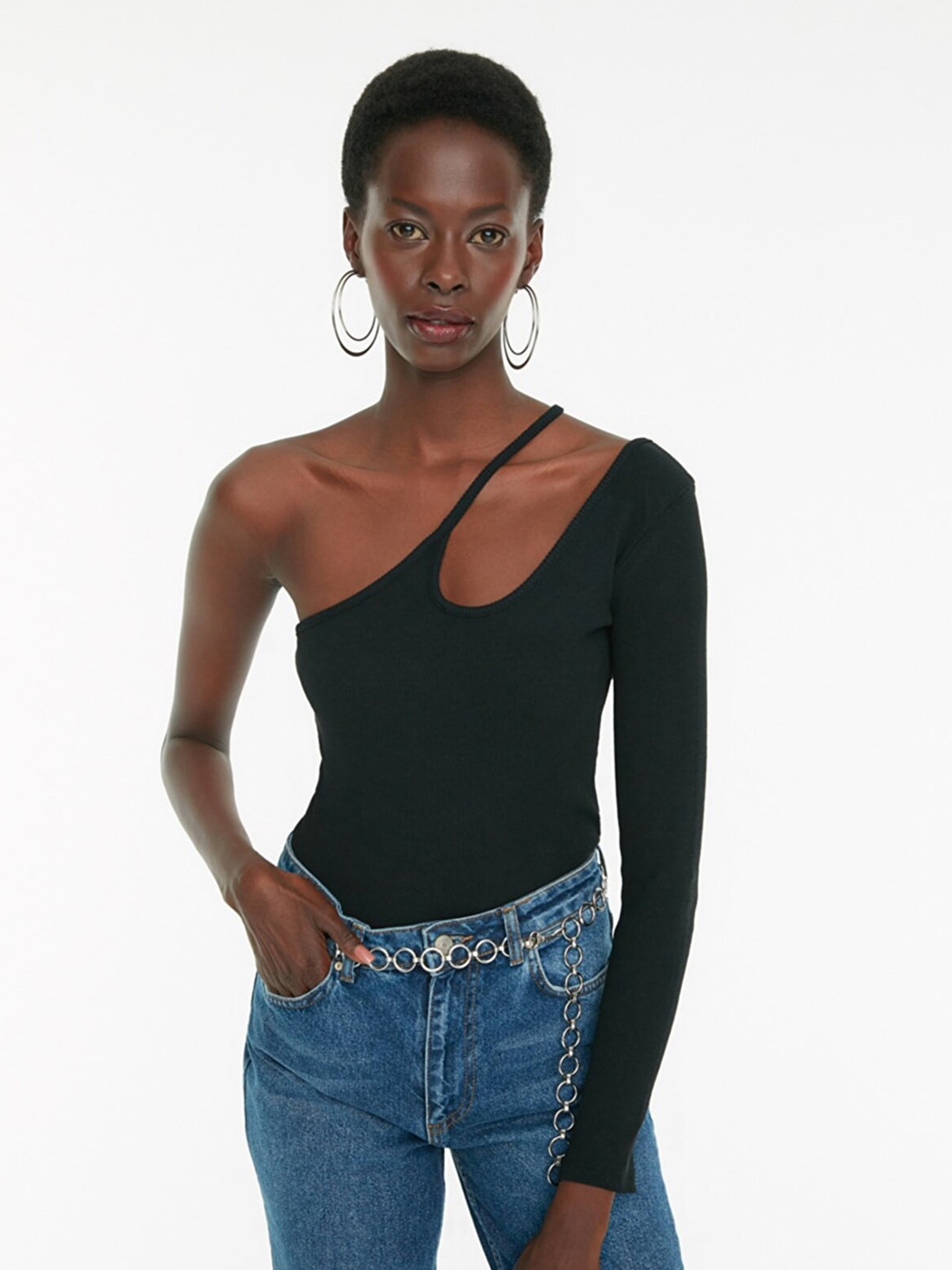 

Trendyol Black One Shoulder Top