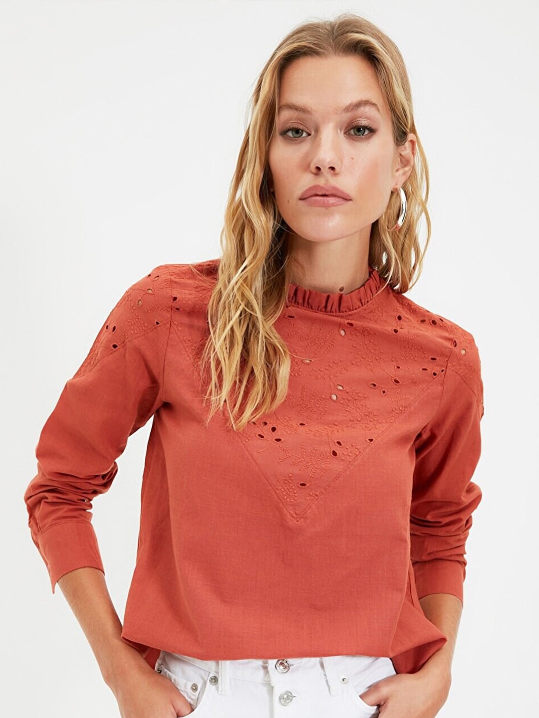 

Trendyol Brown Floral Top