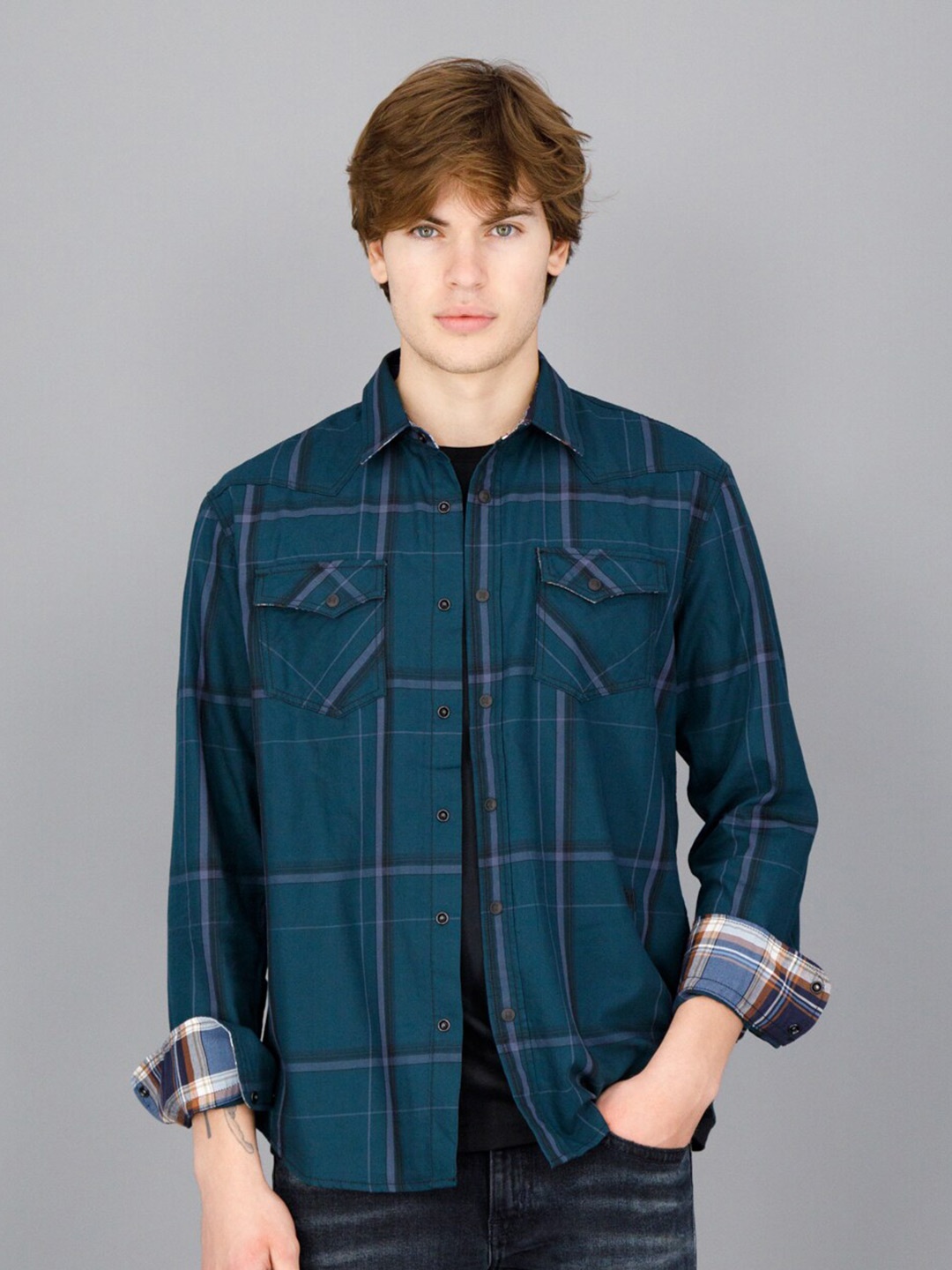 

FREESOUL Men Slim Fit Checked Casual Shirt, Grey