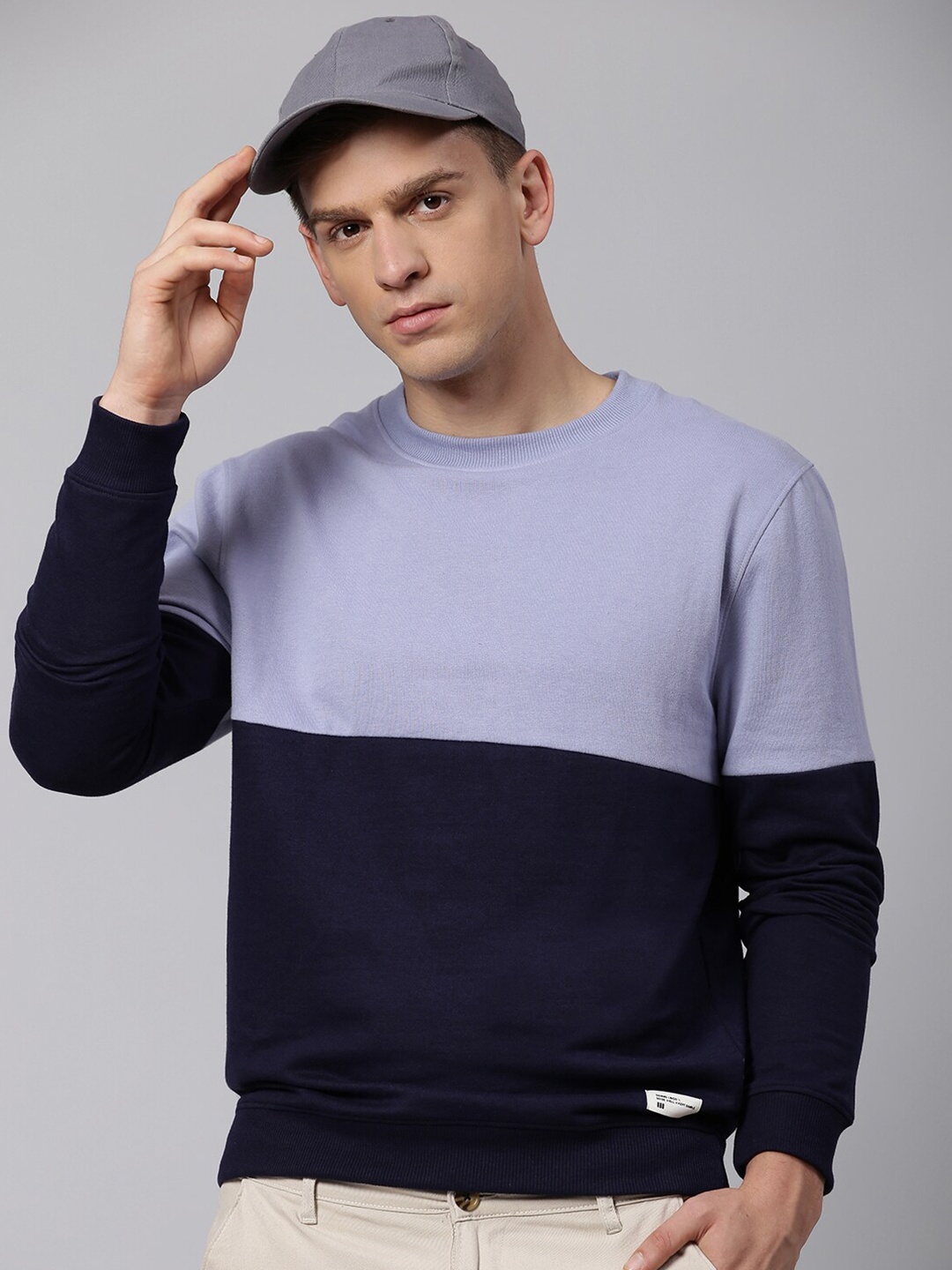 

Dennis Lingo Men Colourblocked Sweatshirt, Blue