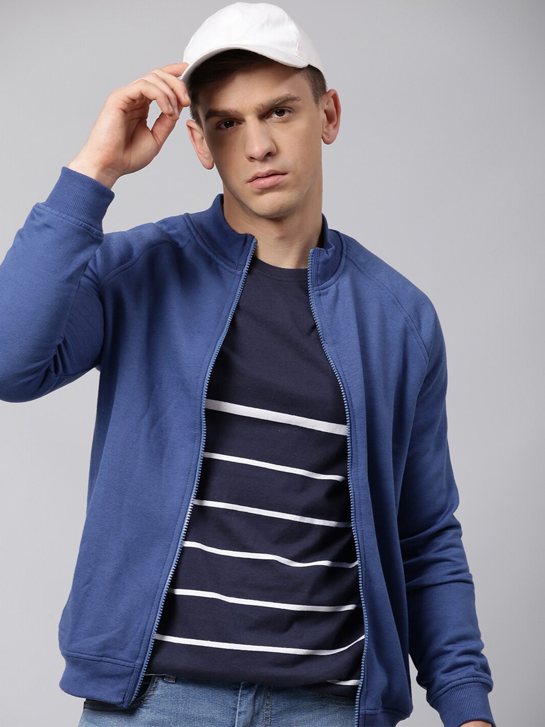 

Dennis Lingo Men Solid Sweatshirt, Blue