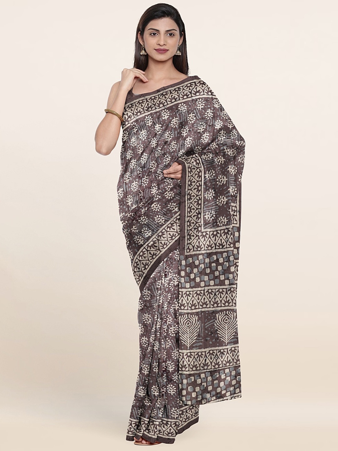 

Pothys Floral Jute Silk Saree, Grey