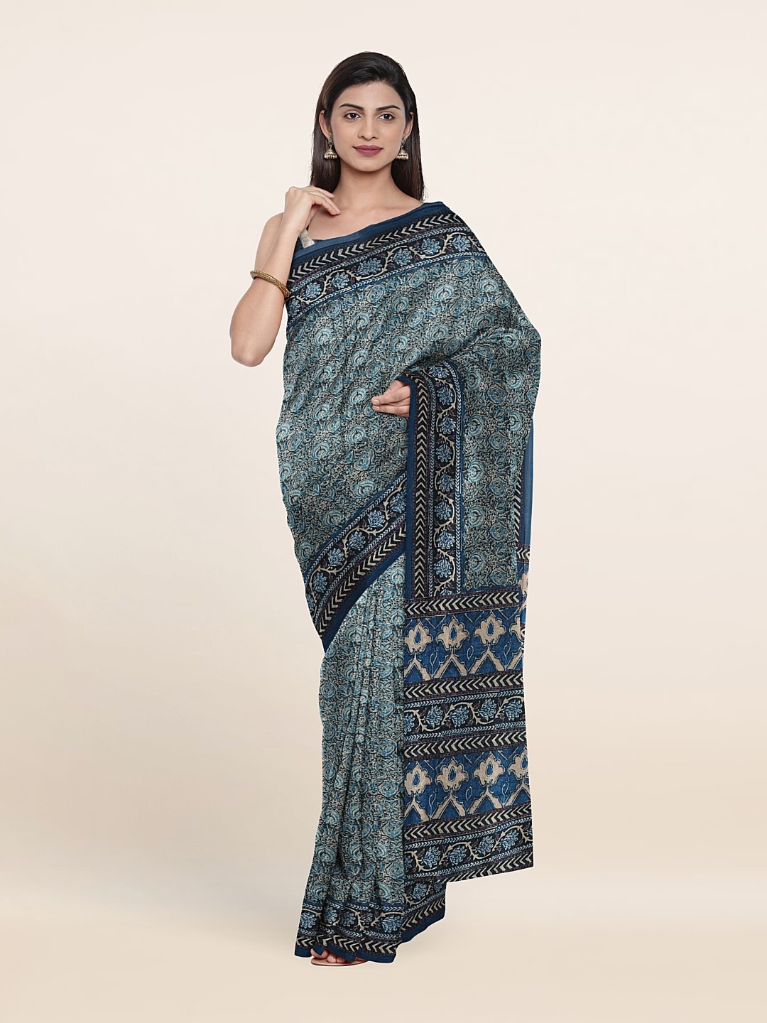 

Pothys Floral Printed Jute Silk Saree, Blue