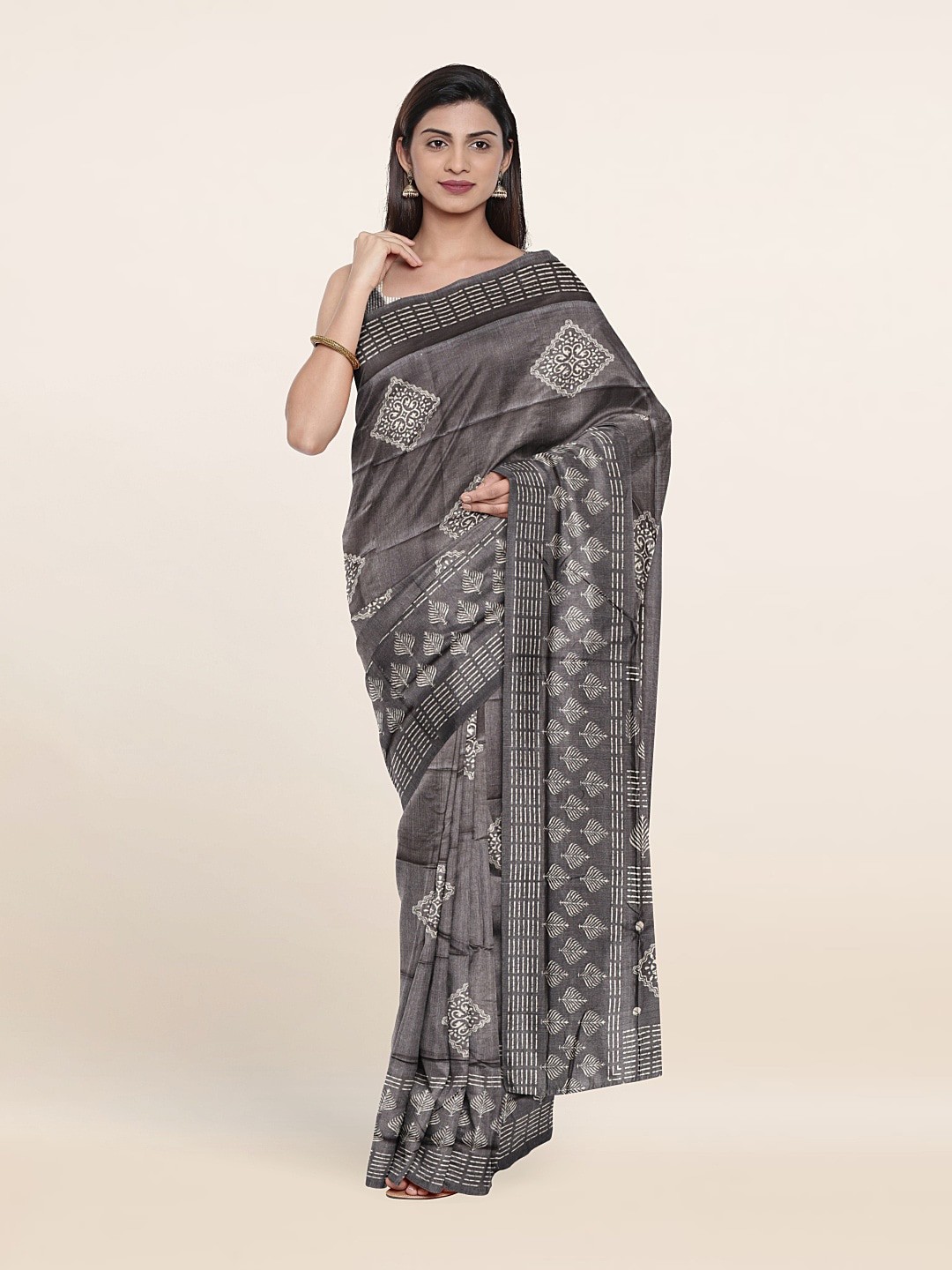 

Pothys Batik Print Saree, Grey