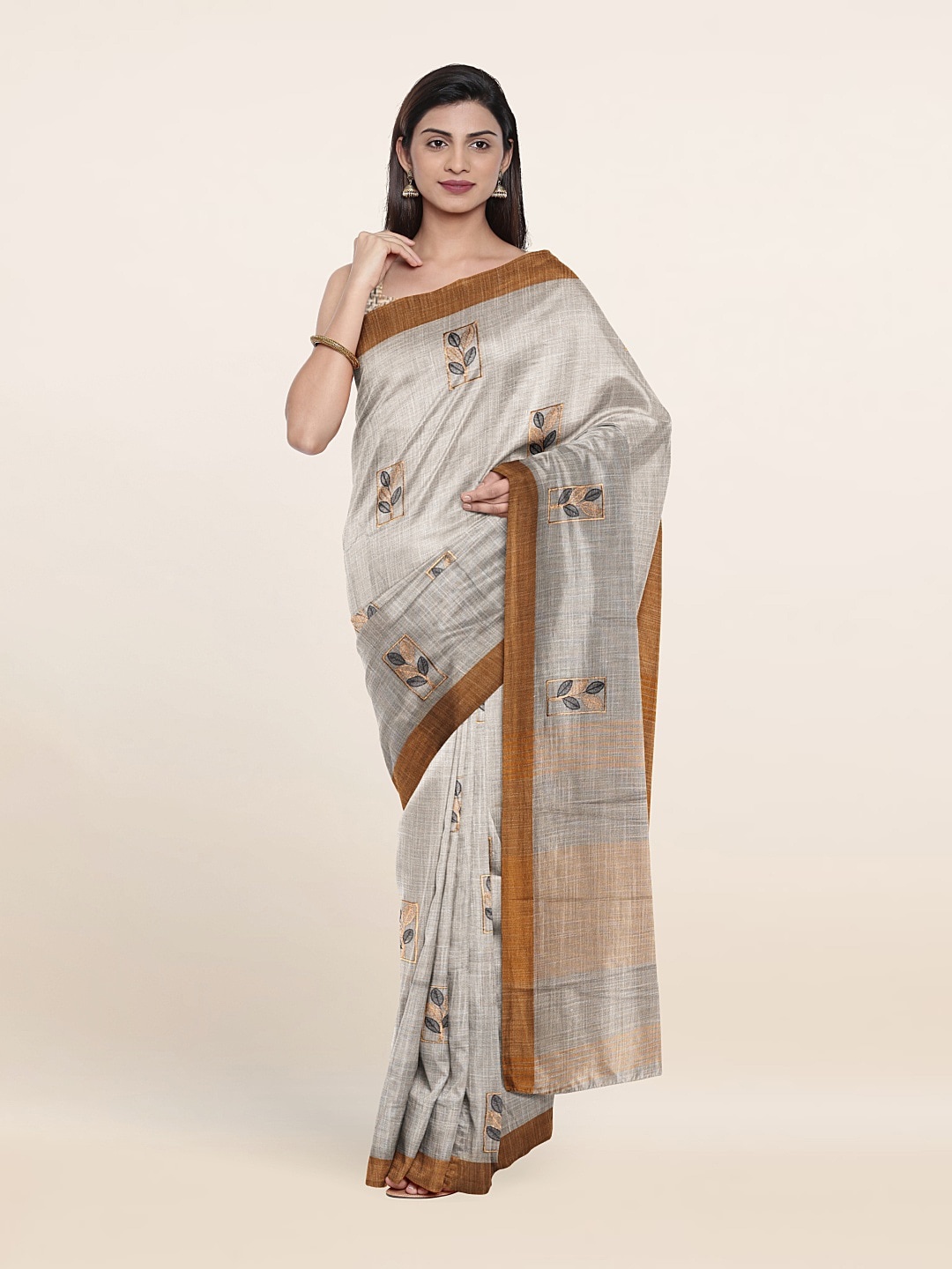 

Pothys Woven Design Pure Linen Saree, Grey