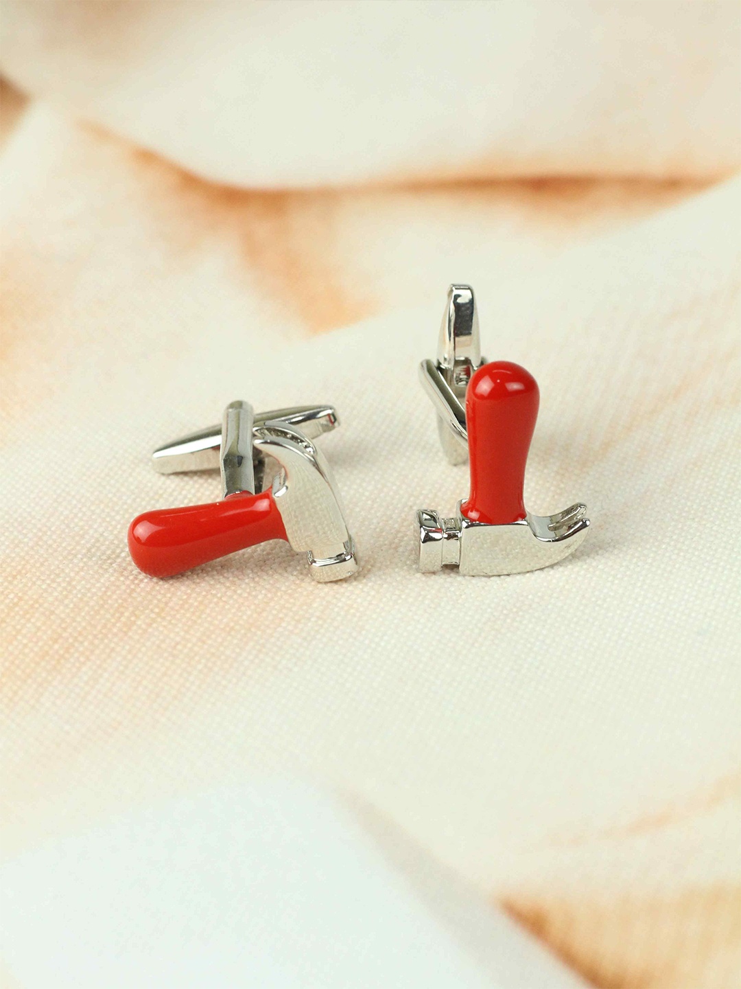 

Tossido Quirky Cufflink, Red