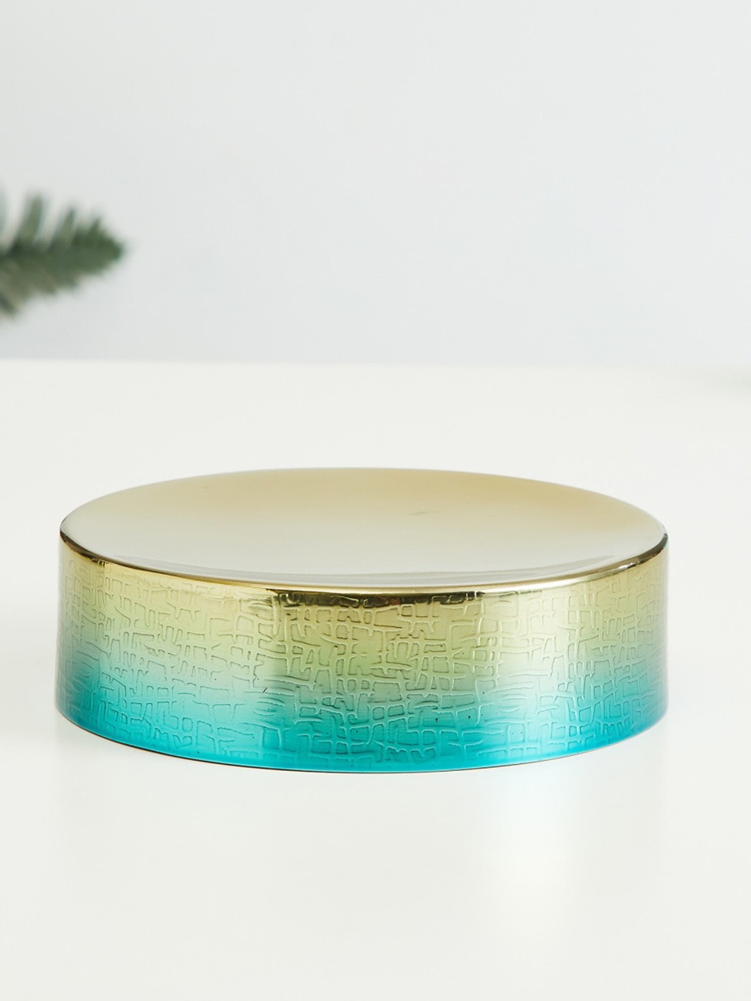 

Home Centre Textured Stainless Steel Soap Dish Holder, Gold