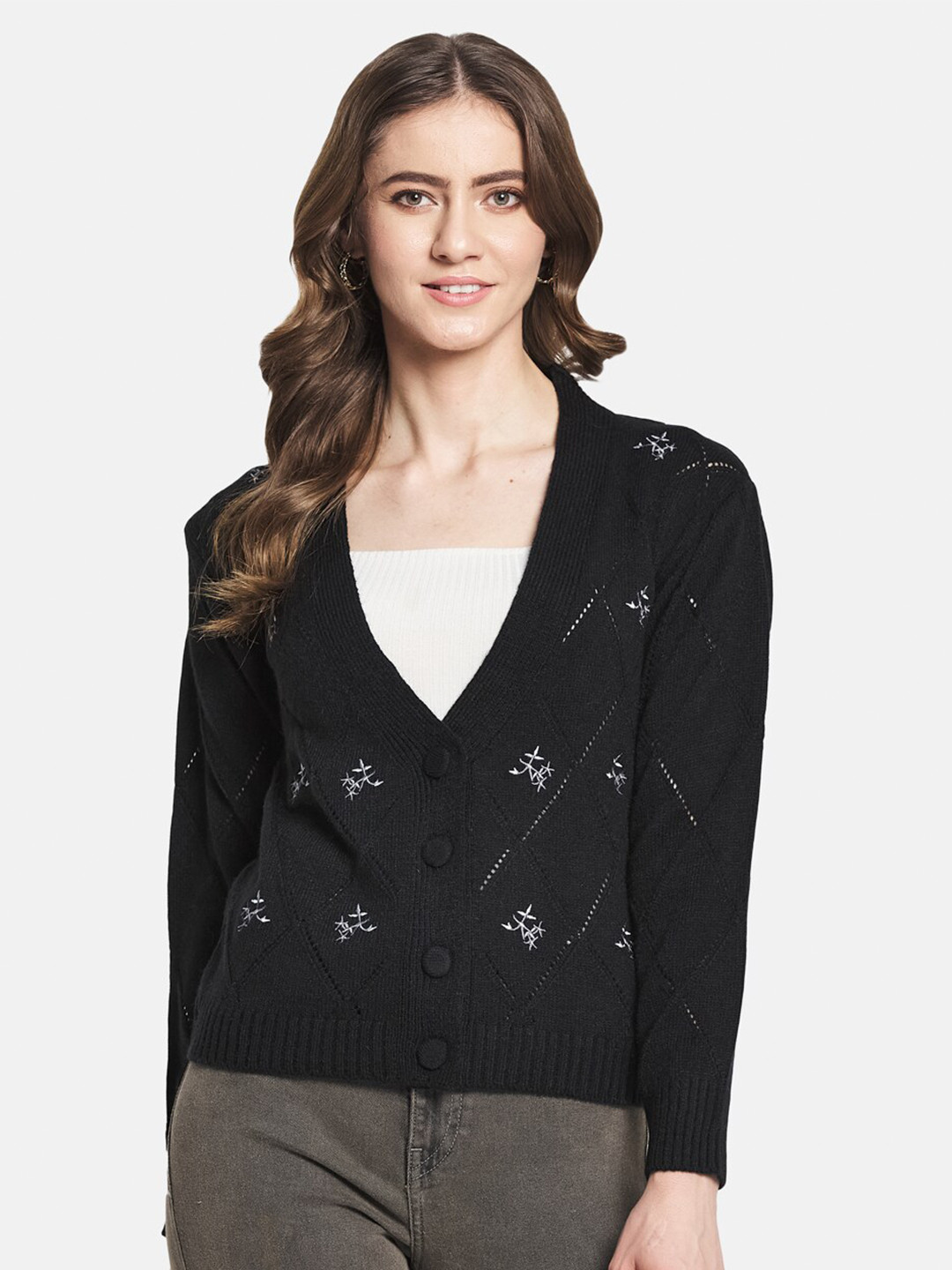 

Monte Carlo Women Black & White Cable Knit Cardigan