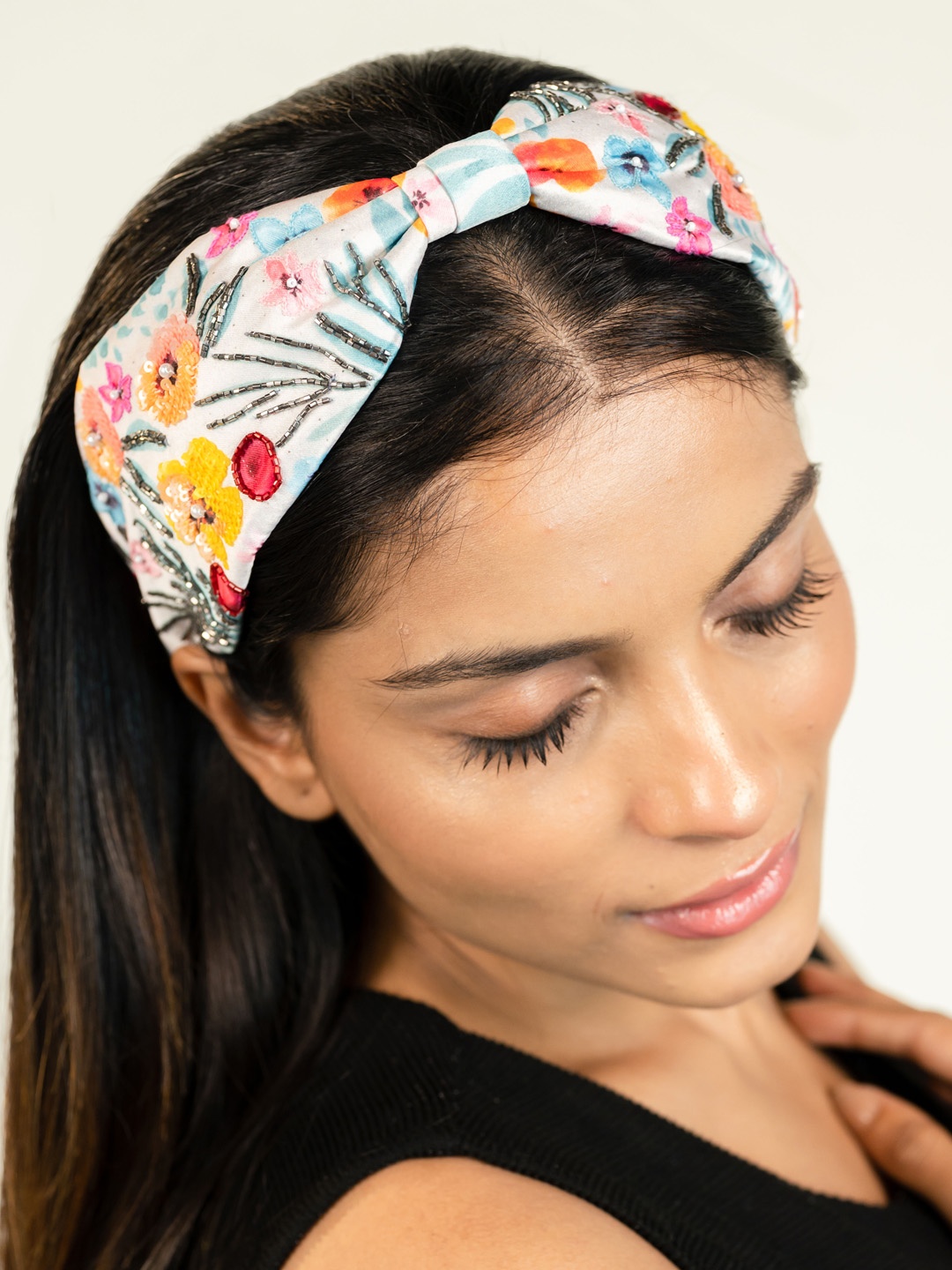

HAIR DRAMA CO. Women Embellished Hairband, White