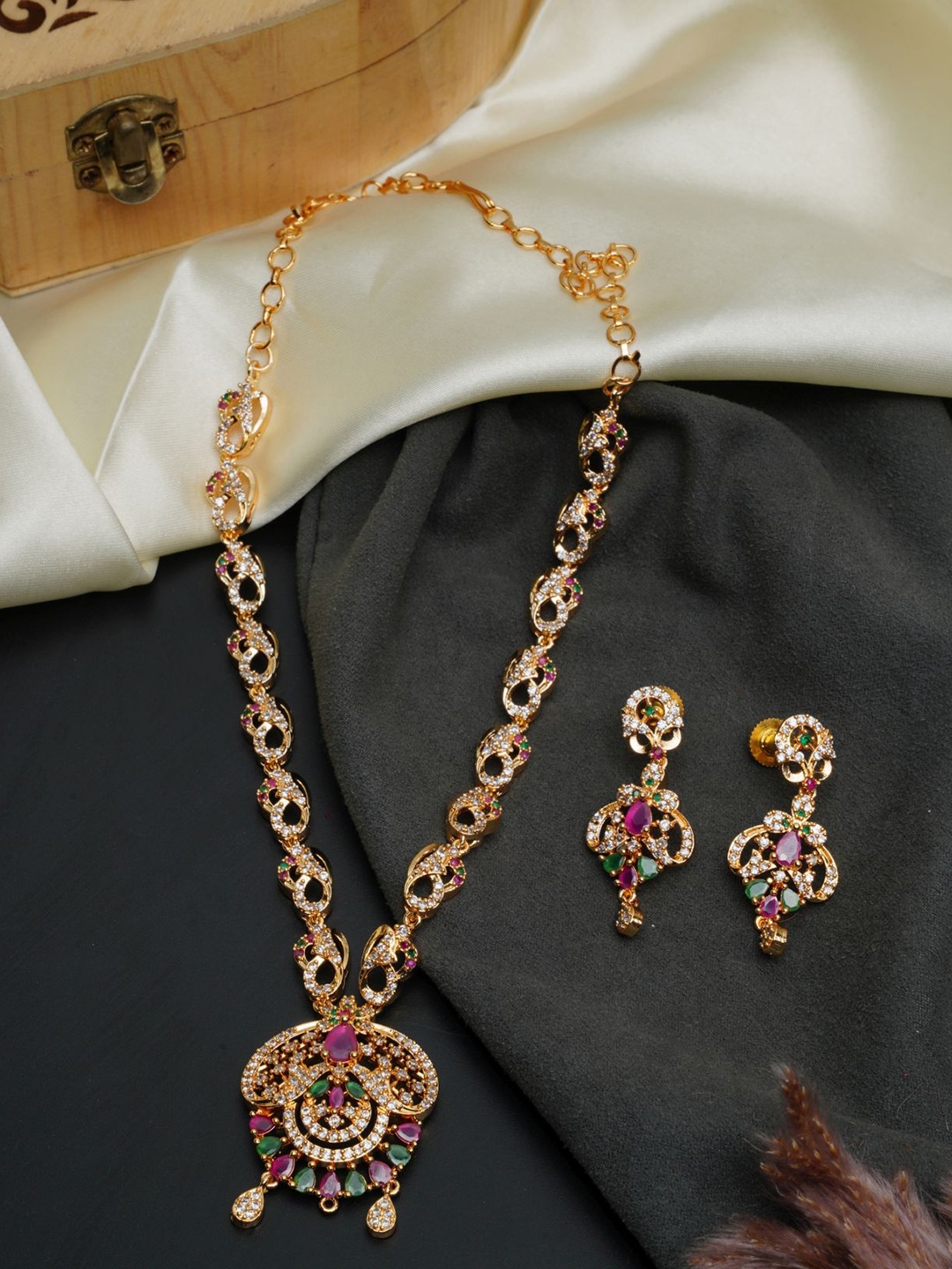 

GRIIHAM Gold-Plated & Cubic Zirconia Studded Jewellery Set