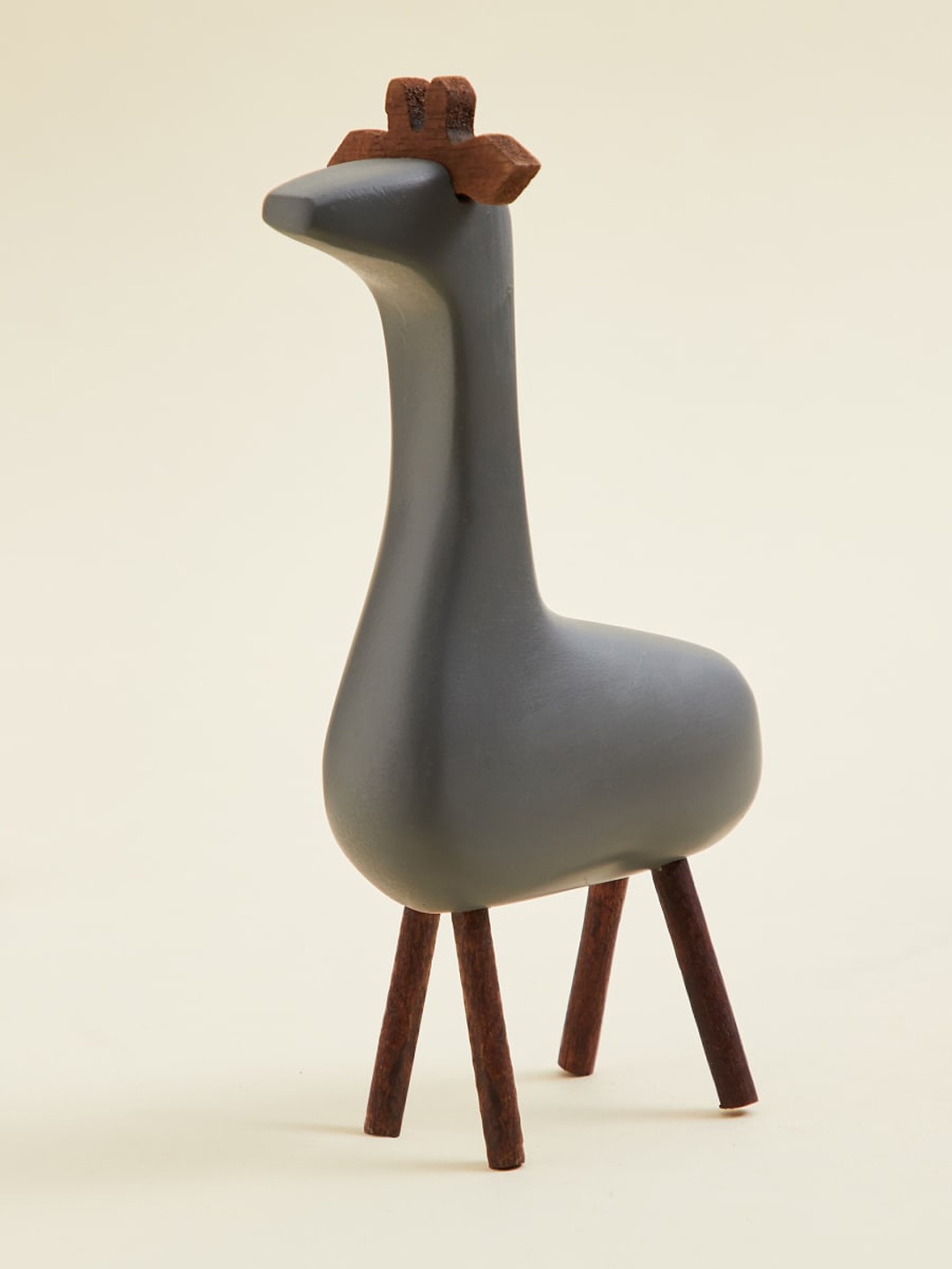 

Home Centre Solid Giraffe Figurine Showpieces, Grey