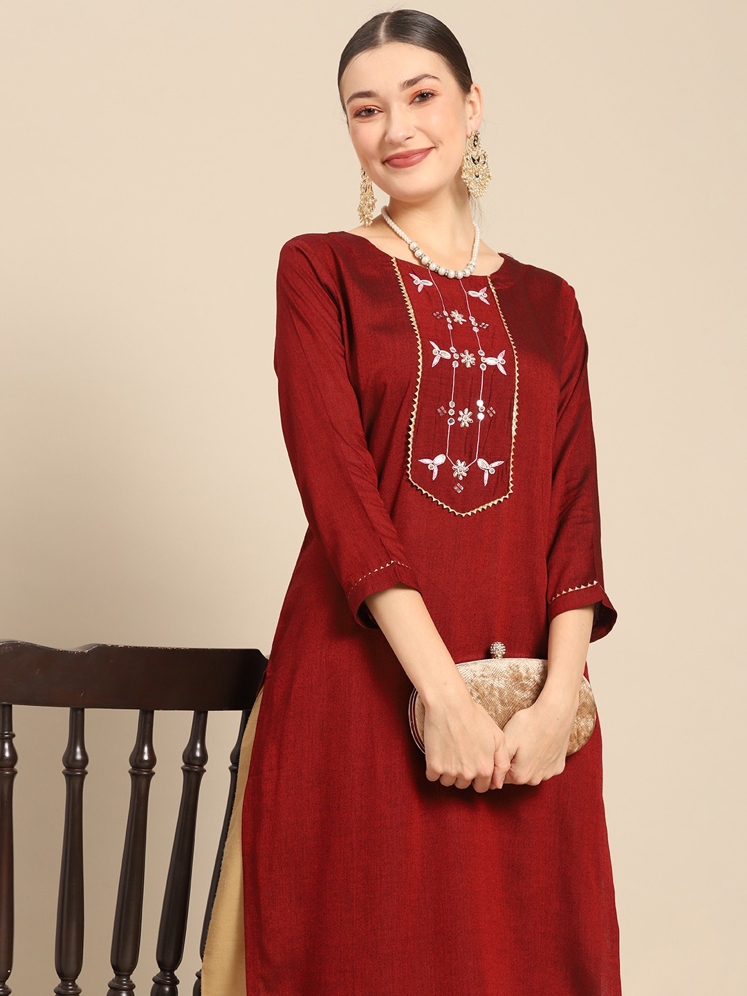 

Sangria Women Red Embroidered & Beaded Kurta