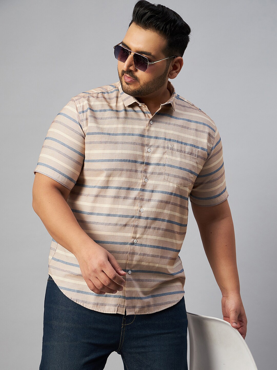 

SHOWOFF Plus Men Plus Size Classic Horizontal Stripes Striped Casual Shirt, Beige