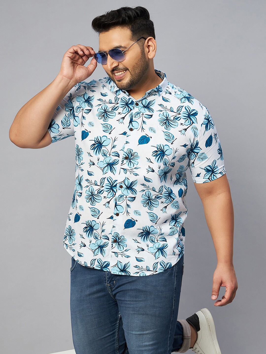 

SHOWOFF Plus Size Men Comfort Floral Printed Casual Shirt, White
