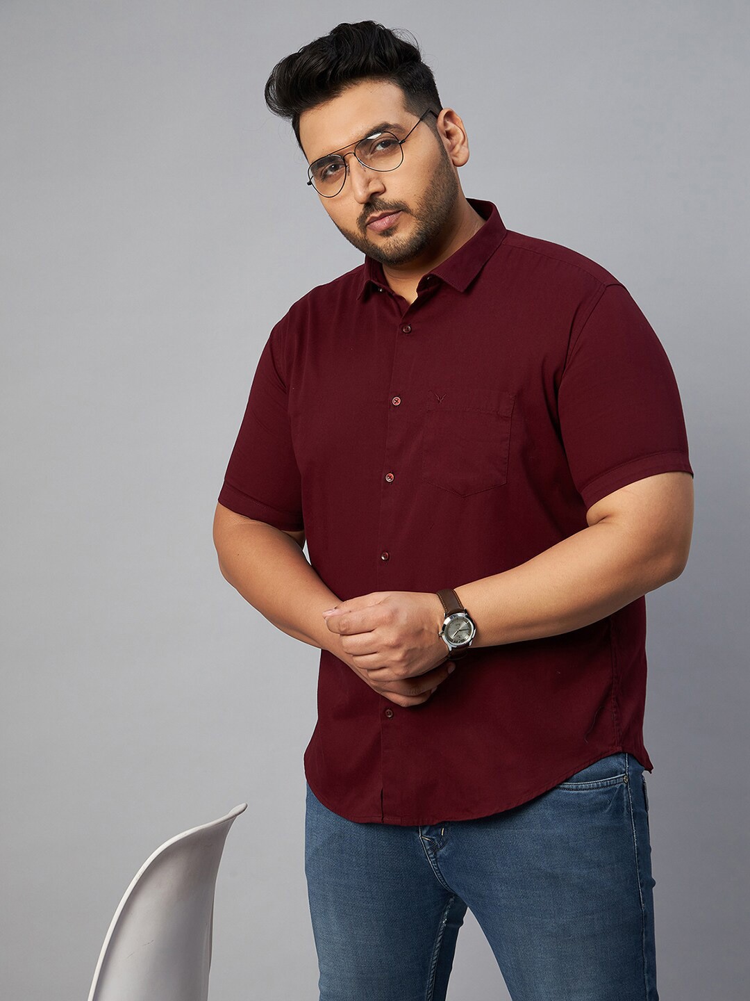 

SHOWOFF Plus Men Solid Comfort Short Sleeves Casual Cotton Shirt, Maroon
