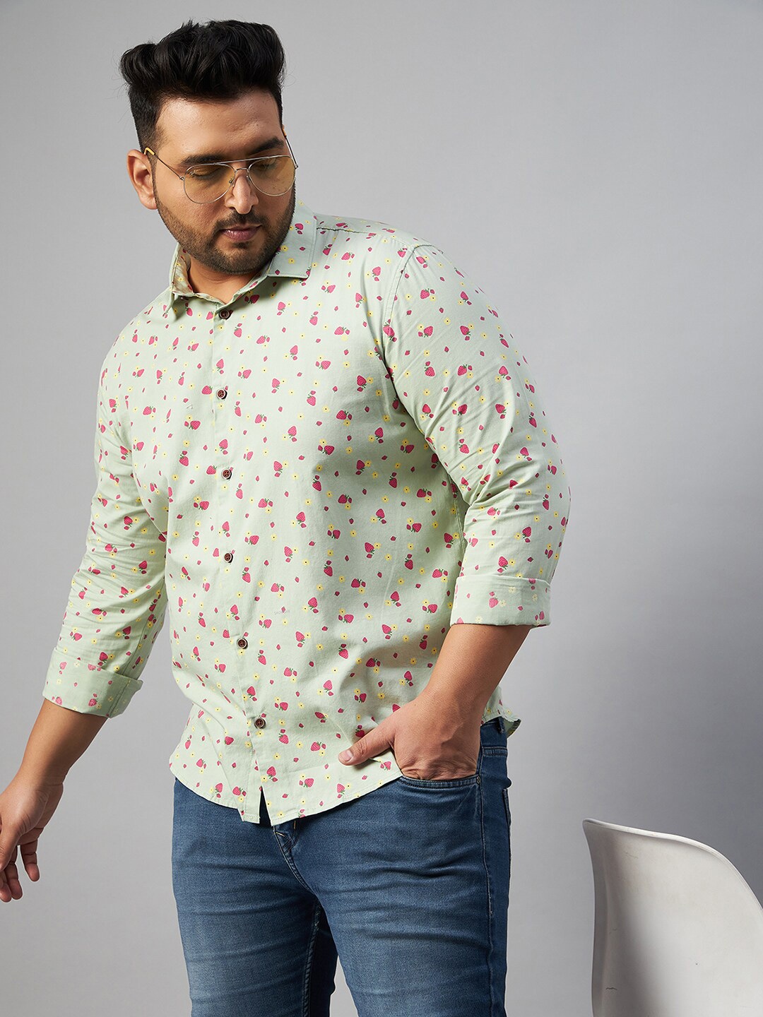 

SHOWOFF Plus Men Comfort Fit Printed Casual Cotton Shirt, Sea green
