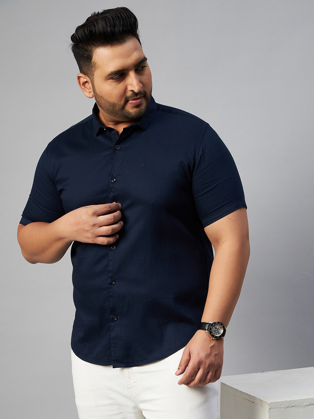 

SHOWOFF Plus Men Navy Blue Solid Casual Cotton Shirt