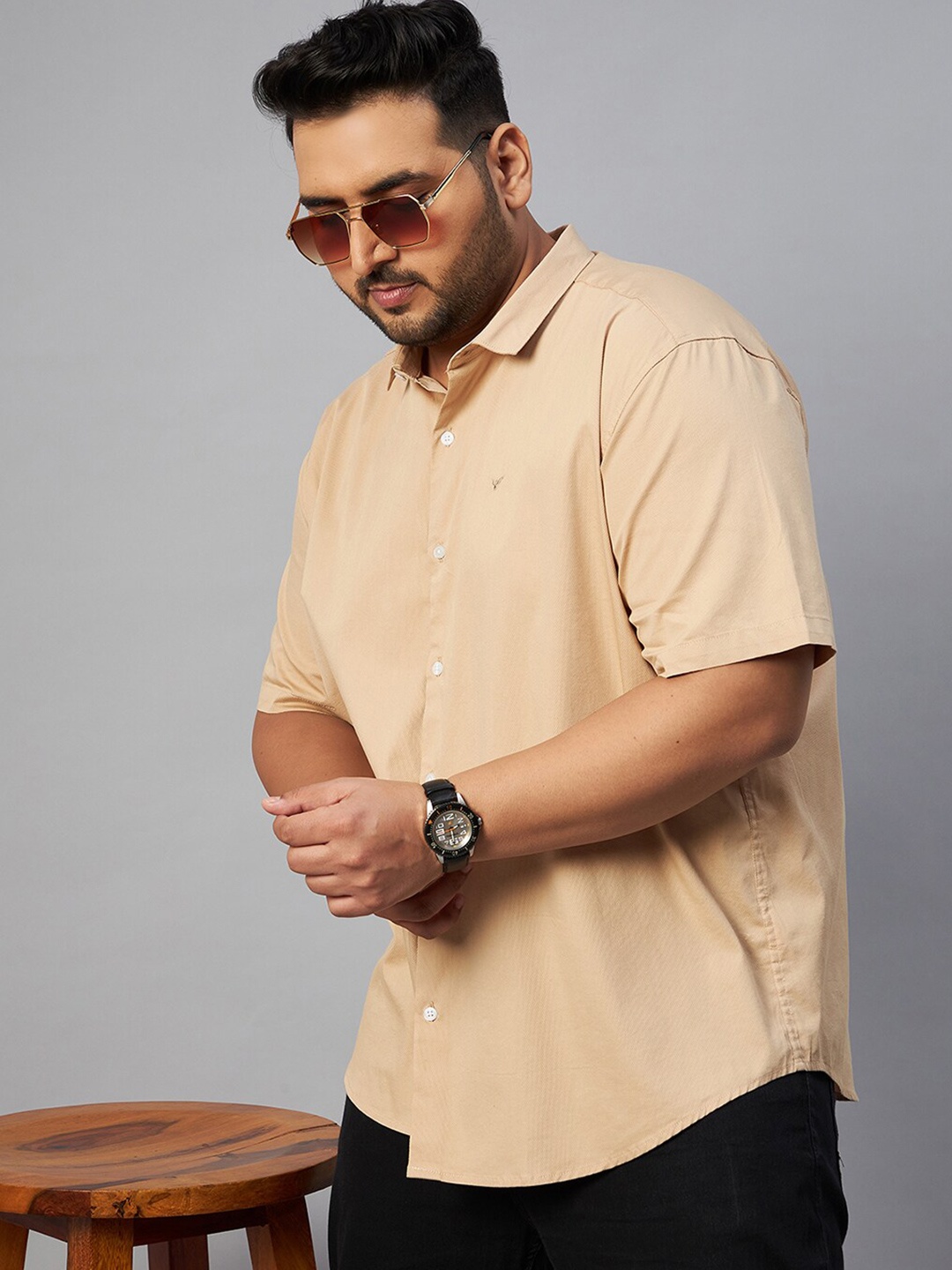 

SHOWOFF Plus Men Solid Comfort Fit Casual Cotton Shirt, Beige