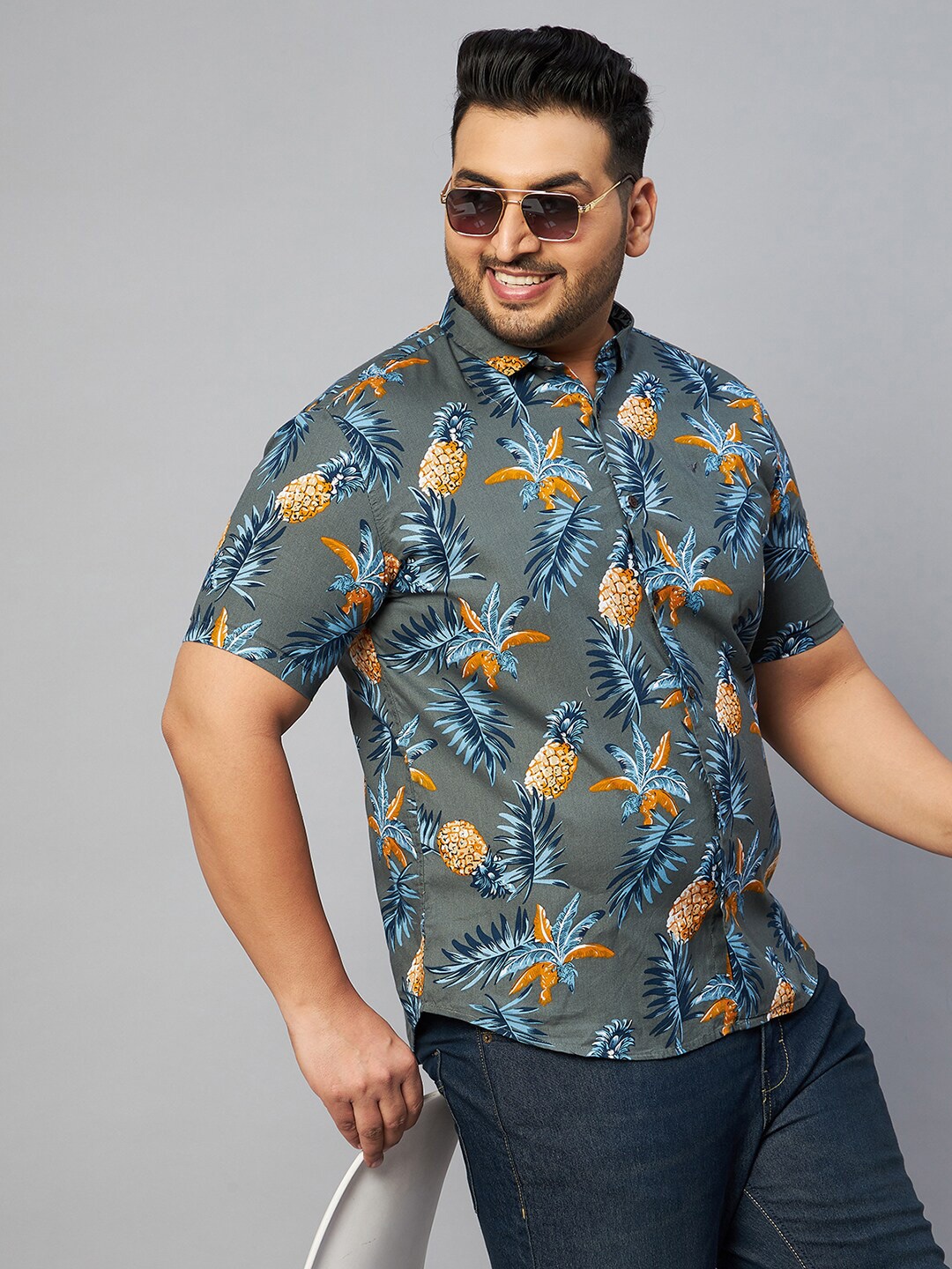 

SHOWOFF Plus Men Plus Size Comfort Conversational Printed Cotton Casual Shirt, Grey
