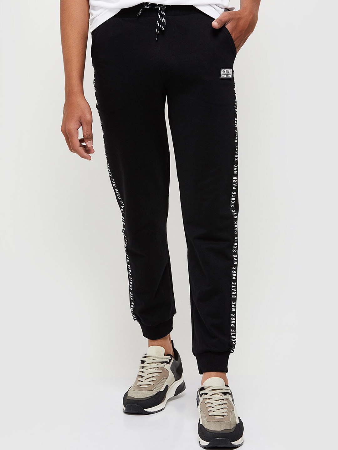

max Boys Printed Cotton Joggers, Black